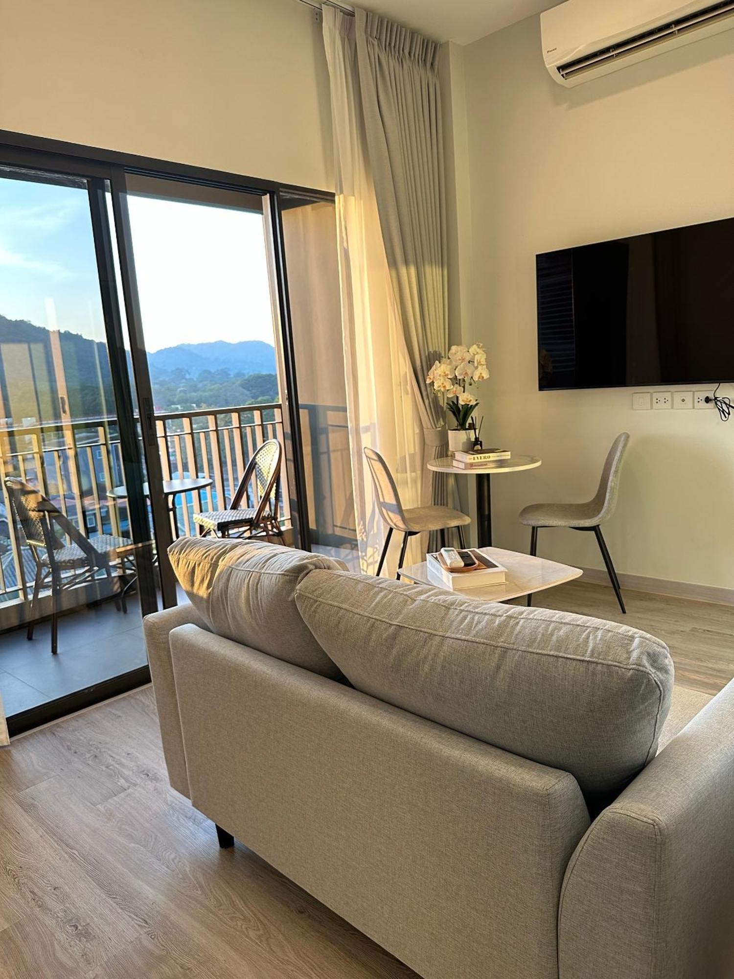 New Cosy Apartment At Marvest Huahin City Center Exterior photo